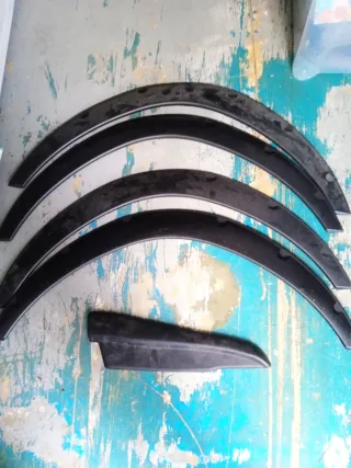 Aletines coche (4 unidades)