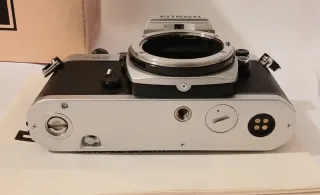 Nikon FM2 con scatola e libretto