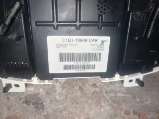 Cuadro instrumentos Ford Fiesta 2015