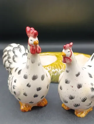 Salero y pimentero de cerámica