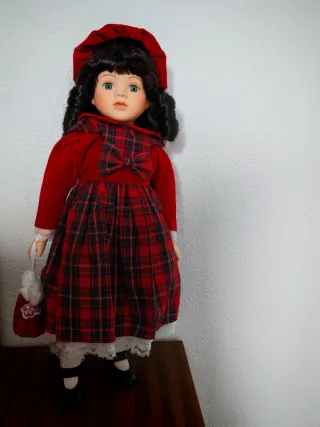 Bambole di porcellana da collezione