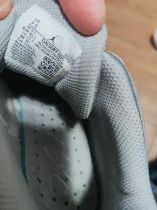 Scarpe Jordan Grigie e Bianche