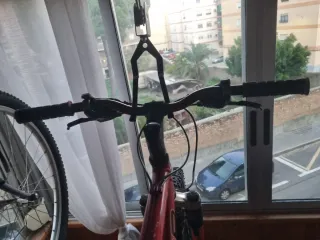 Bicicleta Conor Roja y Negra