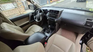 Toyota Land Cruiser 2010