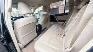 Toyota Land Cruiser 2010