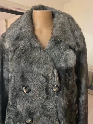 Abrigo de piel de conejo de peleteria