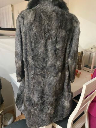 Abrigo de piel de conejo de peleteria