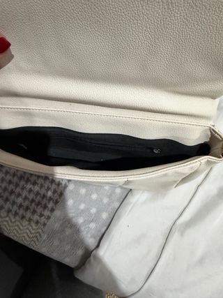 Mala tiracolo acolchoada