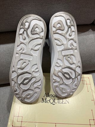 Alexander McQueen Bambas Blancas y Negras