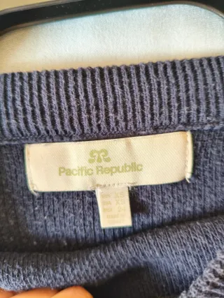 Jersey Pull&Bear azul con cerezas talla XS