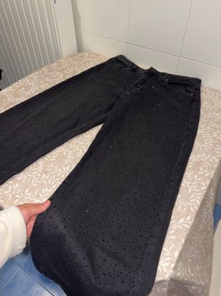 PANTALONES NEGROS CON BRILLO (NO HAGO ENVIOS)