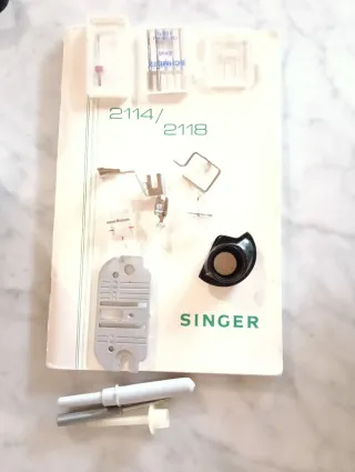 Máquina de coser Singer 2114/2118 Electrónica