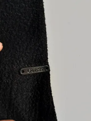 Vestido Guess Negro Encaje Tirantes. Espalda cruza