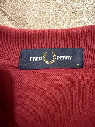 Polo Fred Perry manga larga rojo