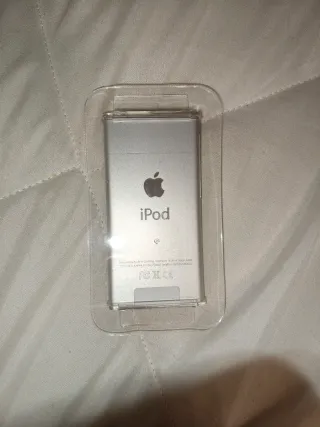Apple iPod Nano 7ª Gen 16GB Plata - NEGOCIABLE