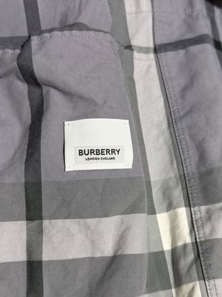 Camisa Burberry Cuadros Gris y Blanca