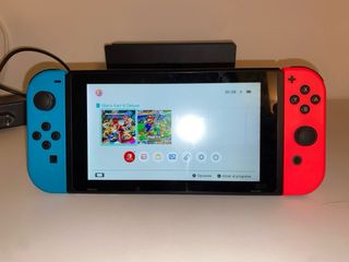 Nintendo Switch Azul y Rojo