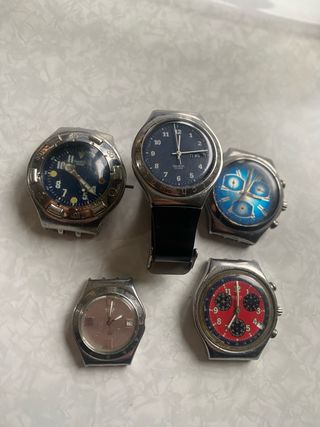 Lote de 5 relojes Swatch para piezas