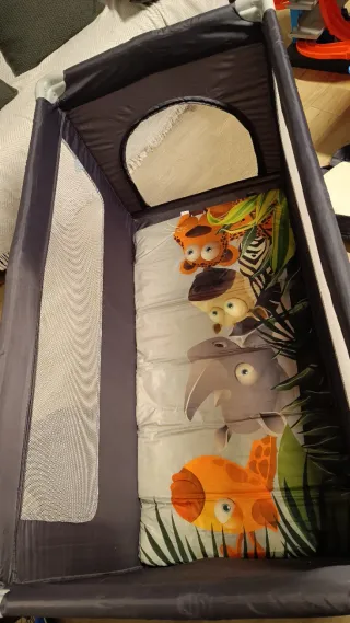 Cuna de viaje / Parque infantil