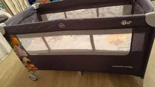 Cuna de viaje / Parque infantil