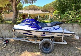 Yamaha GP1200R WaveRunner