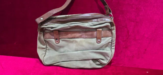 Bolso militar tela verde y cuero