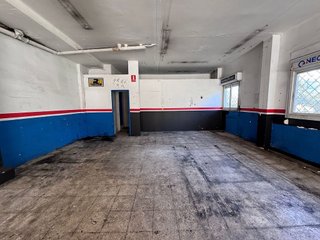 Local comercial en venta en Vinyets - Molí Vell en Sant Boi de Llobregat