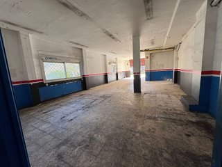 Local comercial en venta en Vinyets - Molí Vell en Sant Boi de Llobregat