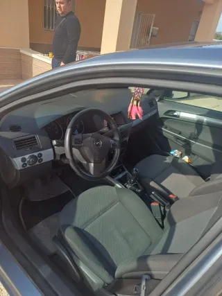Opel Astra 2007