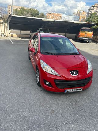 Peugeot 207 2011