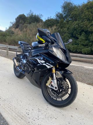BMW S1000RR - Moto Deportiva