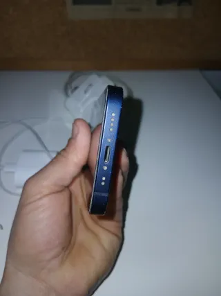 iPhone 12 mini Negro, ( NO le funciona el WiFi)