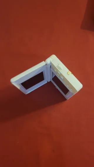 Nintendo DS Lite Blanca + 3 Juegos