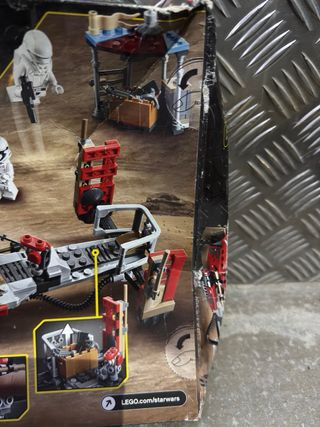 LEGO Star Wars 75250 Pasana Speeder Chase