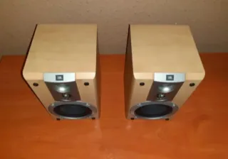 JBL ALTAVOCES DE LA PRESTIGIOSO MARCA AMERICANA