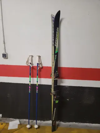 Esquís y Bastones ressignol