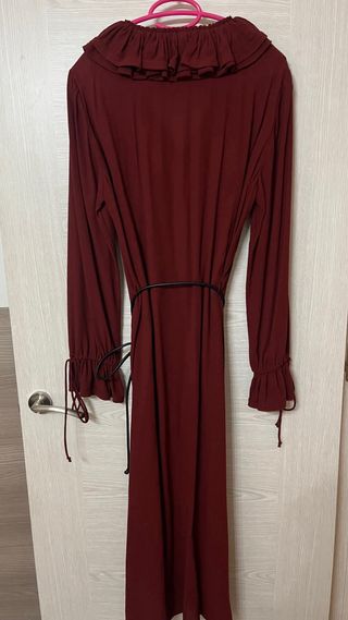 Vestido Zara Rojo Largo con Volantes