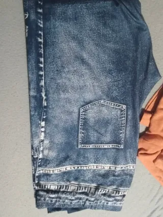 Pantalón Leggings Azul con Efecto Desgastado