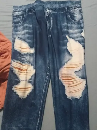 Pantalón Leggings Azul con Efecto Desgastado