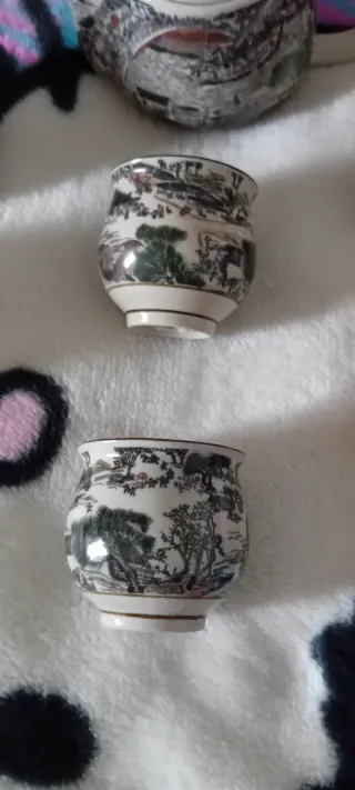 Servizio da tè in ceramica