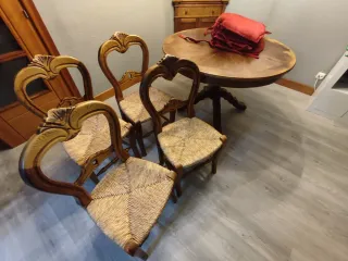 Mesa y 4 Sillas Isabelinas Comedor Artesanas