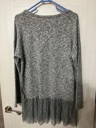 Jersey Zara gris con encaje