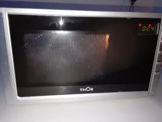 Due microonde Thor con grill e un mini forno
