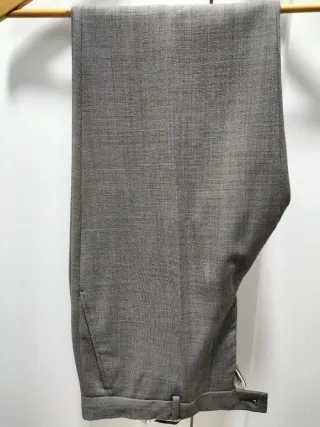Traje hombre gris beige marrón ZARA