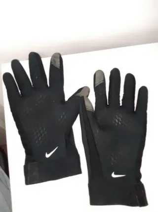 Guantes Nike Therma-Fit Negros