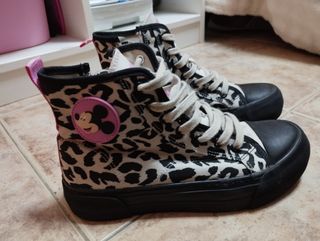 Botas, tenis y sandalias talla 35