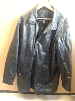 Chaqueta de cuero negra mujer