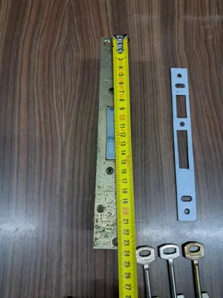 Cerradura puerta blindada + 4 llaves