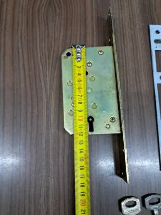 Cerradura puerta blindada + 4 llaves