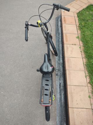 Bicicleta bTwin Urbana Negra